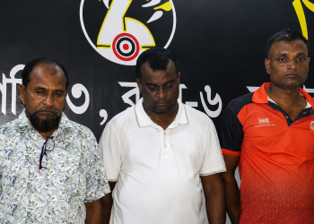 যশোরে র্যাবের অভিযানে আন্তদেশীয় মাদক কারবারী চক্রের তিন সদস্য গ্রেপ্তার